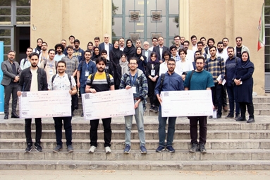 گزارش تصویری هکاتون با حمایت شرکت بیمه نوین